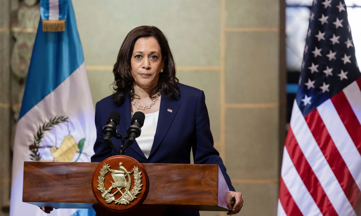 Harris Honduras Podium